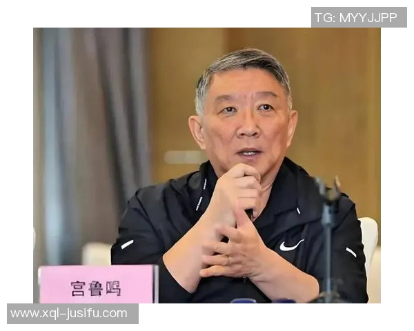 宫鲁鸣定心吧！女篮第1中锋敞开职业生涯，联盟格式会被改动吗？